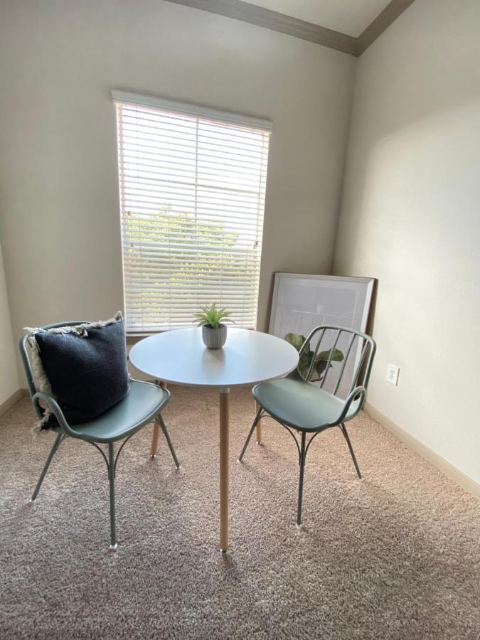 Spacious Galleria Cottage - Self Check In & Free Parking, 4 Beds 2 Bathrooms Houston Esterno foto