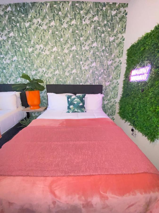 Spacious Galleria Cottage - Self Check In & Free Parking, 4 Beds 2 Bathrooms Houston Esterno foto